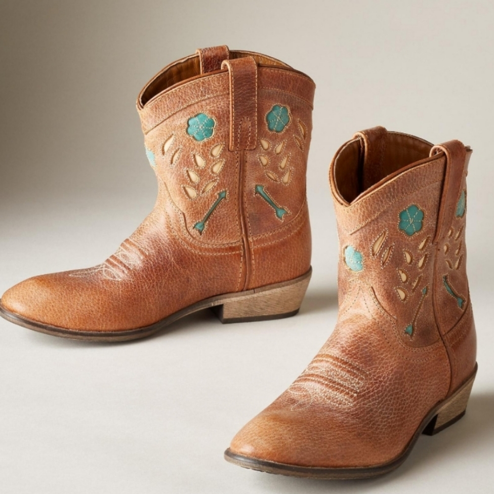 🆕🌿SUNDANCE WESTERN BOOTIES🌿